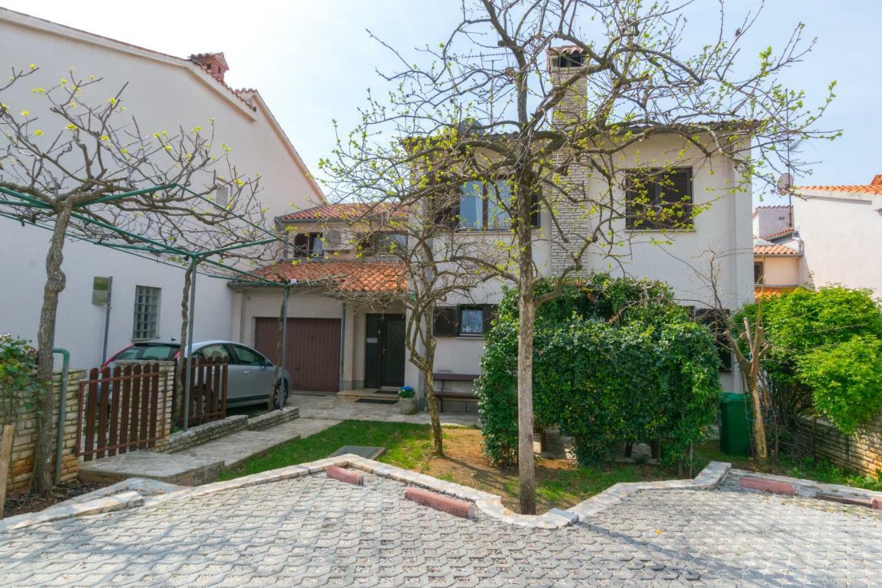 بولا Apartment Darinka المظهر الخارجي الصورة